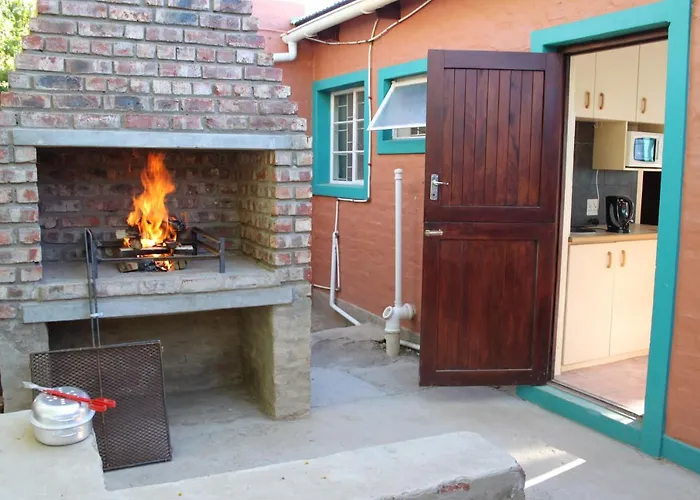 Swartberg Cottages